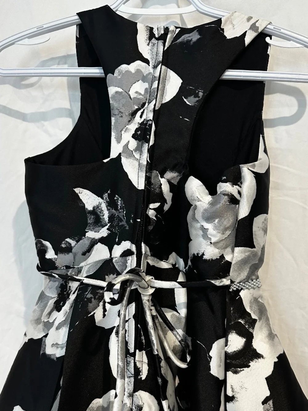 Speechless Girl’s  SZ 10 Sleeveless Taffeta Hi-lowBlack/White Floral Dress
